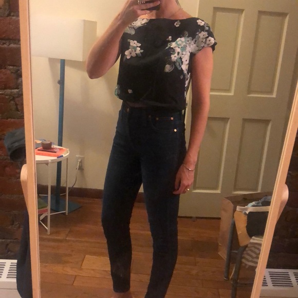 Milly Floral Top - Picture 2 of 4